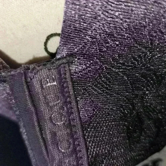 Cacique Womans Boost Plunge Bra Size 40D - Picture 9 of 14